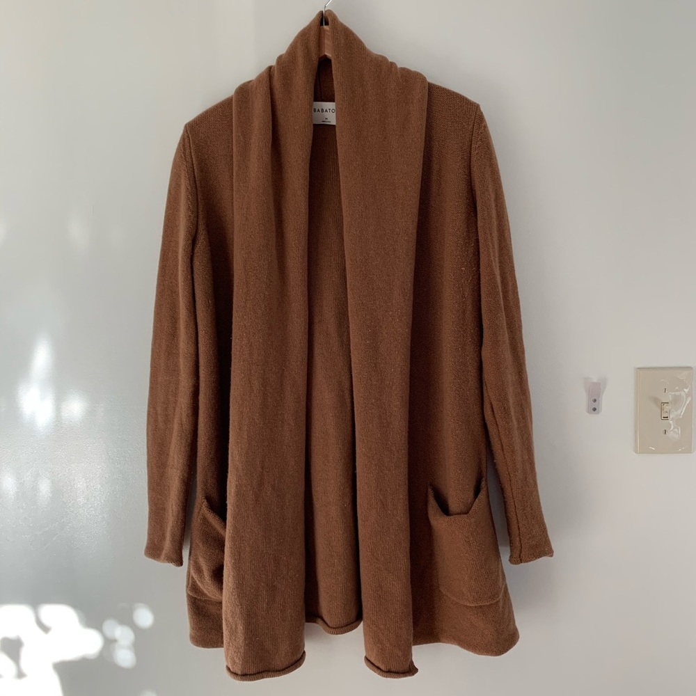 Aritzia cardigan - Picture 3 of 10